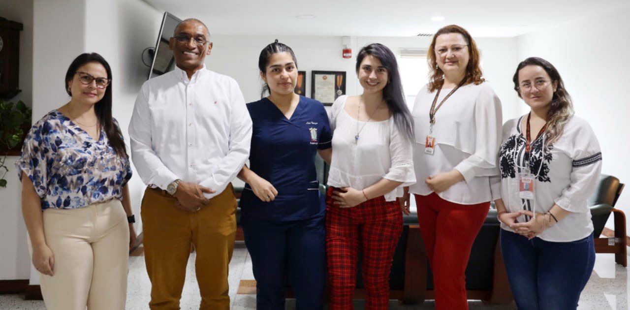 Recibimos La Visita De Una Delegaci N De La Universidad Cat Lica De